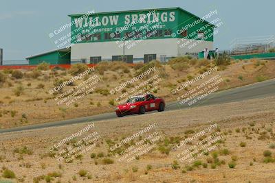 media/May-31-2025-CalClub SCCA (Sat) [[2c1a04e1ee]]/Race/Group 1/Turn 4b/